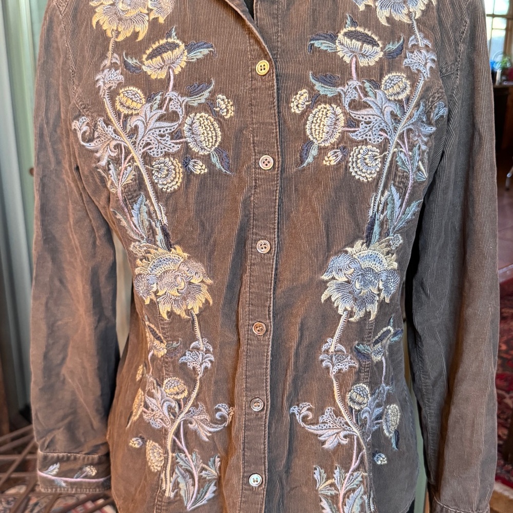 Embroidered Floral Women's Soft Corduroy Shirt